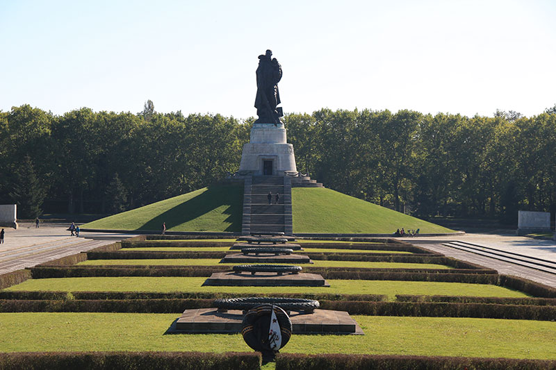 Трептов парк